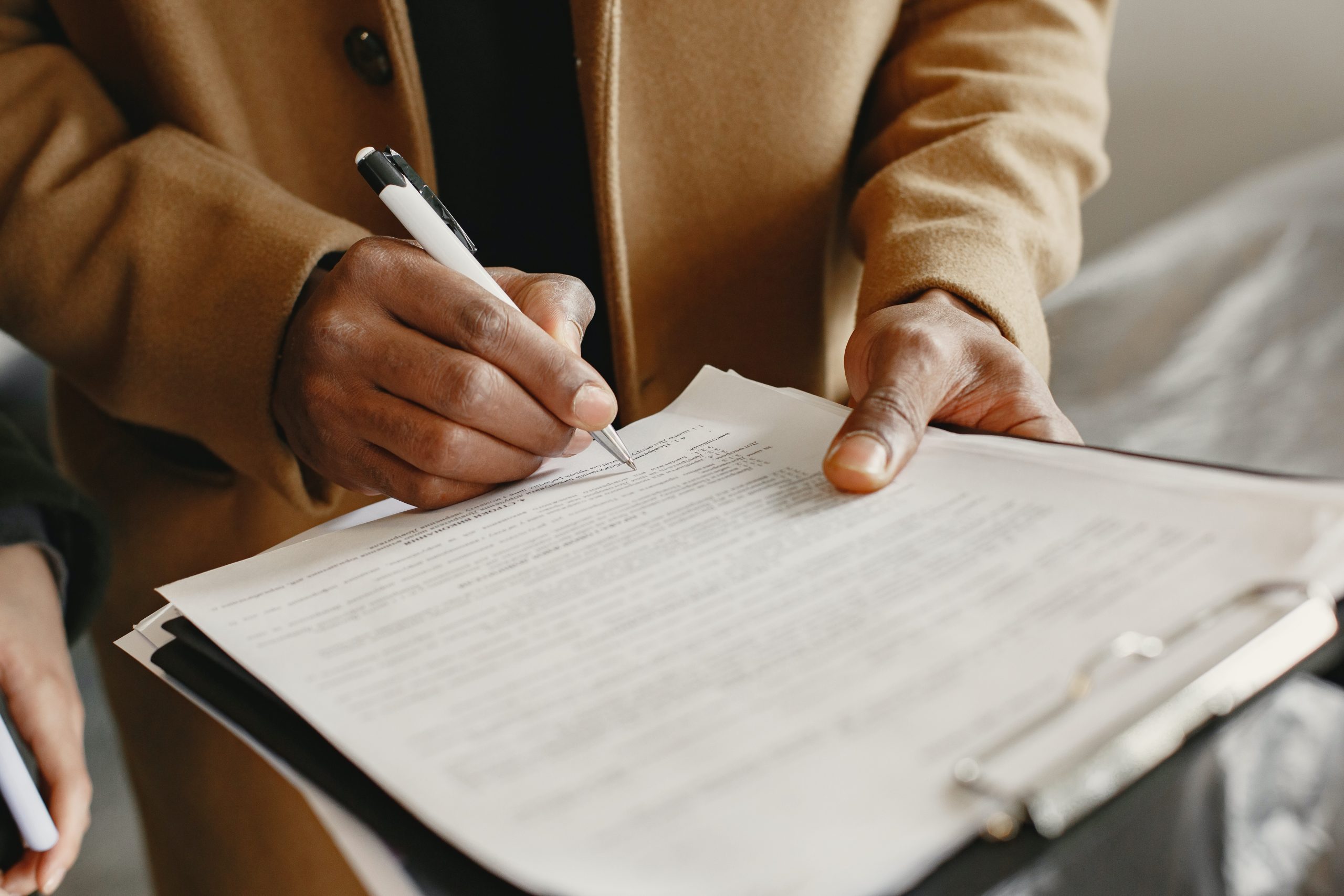 contrato de trabalho em portugal